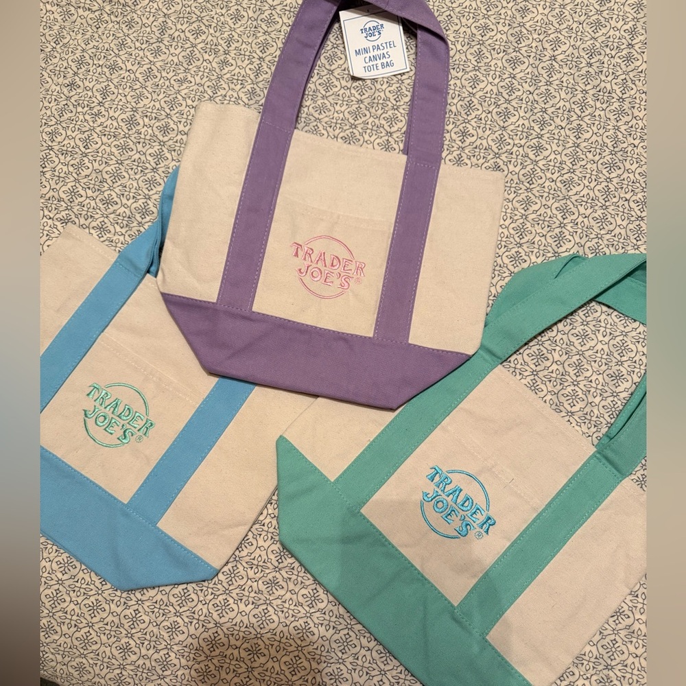 Trader Joe’s mini canvas pastel tote bag (3)